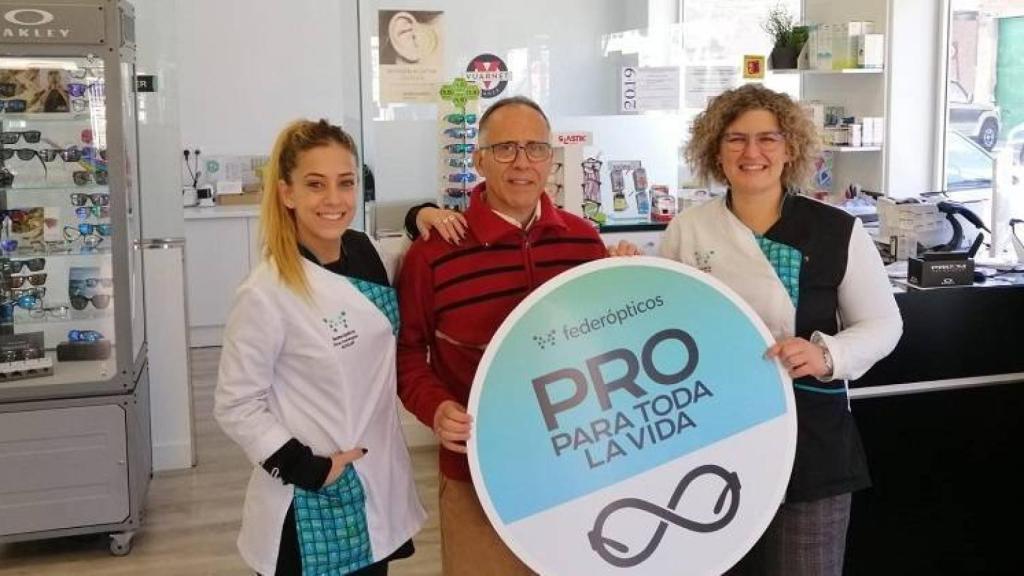 Un cliente de Federópticos Sonseca ganó la promoción ‘‘Lentes PRO para toda la vida’