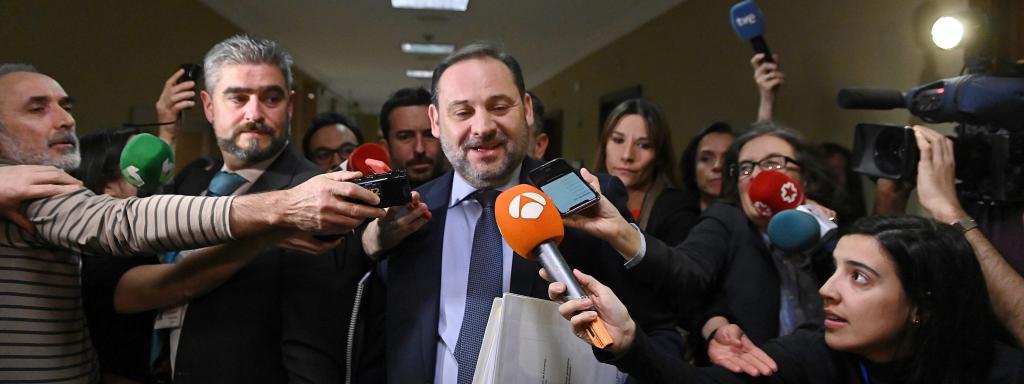 José Luis Ábalos a su llegada a la Comisión del Ministerio.