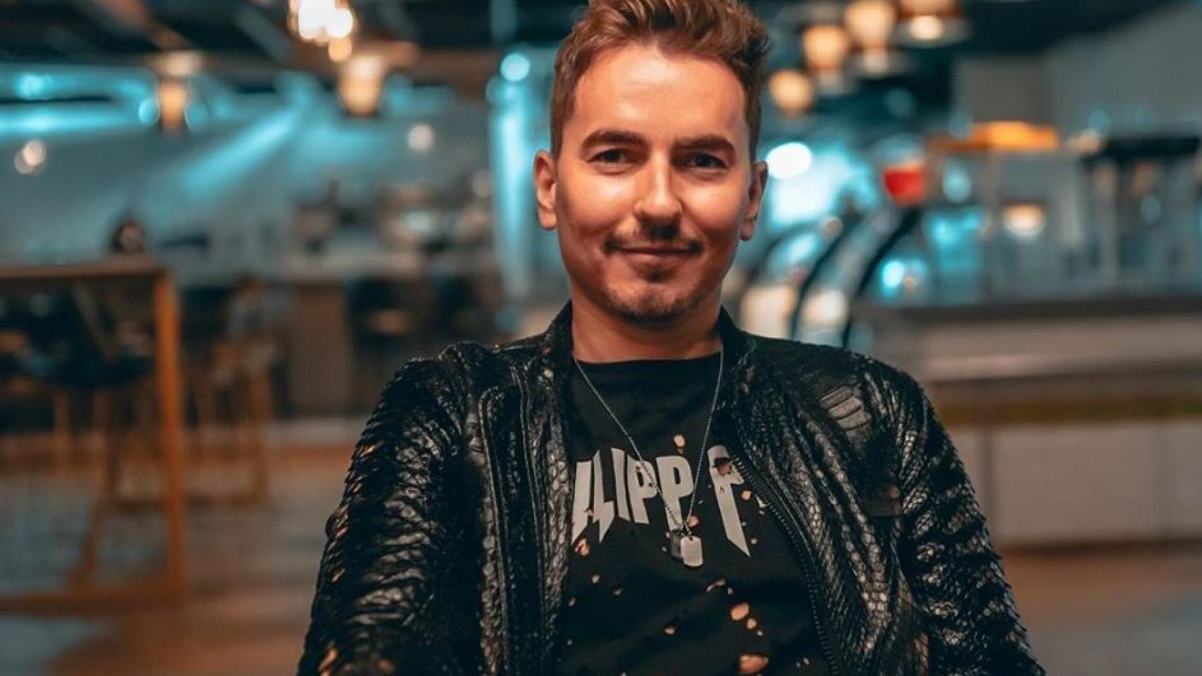 Jorge Lorenzo durante su estancia en el hotel de Dubai.