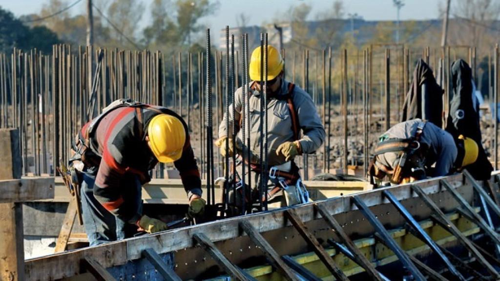 Obreros en una construcción.