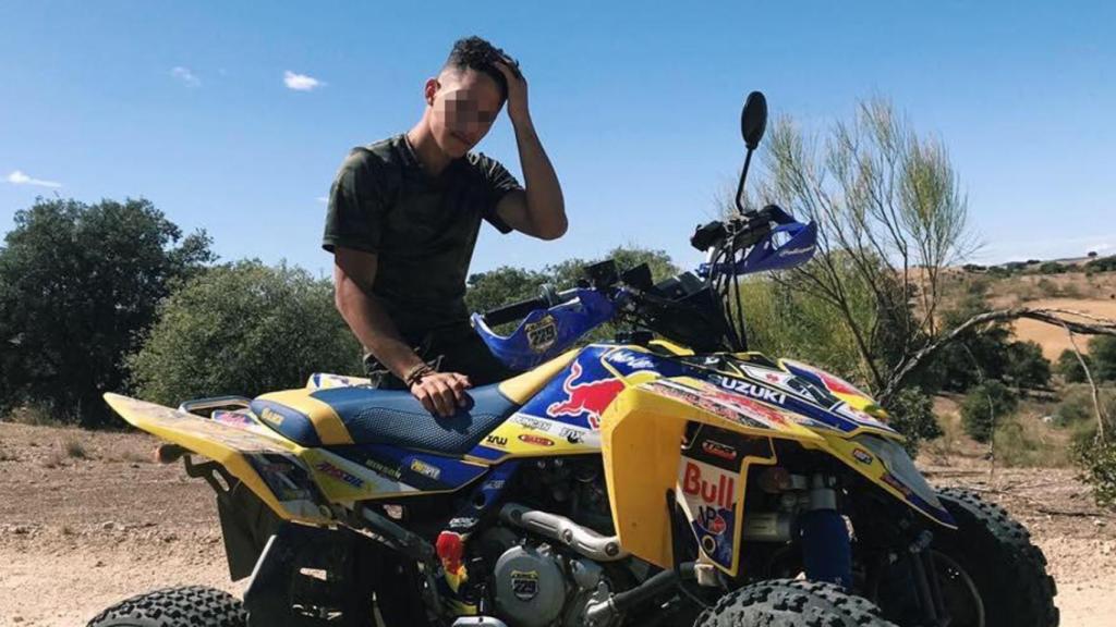 Víctor, detenido por el asesinato de su padre y su novia.