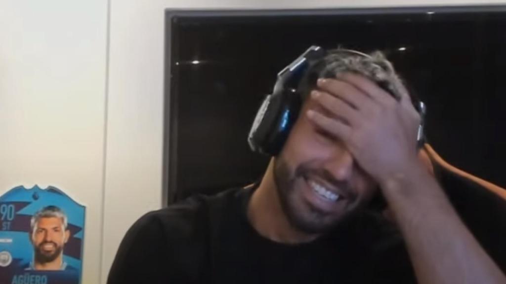 Kun Agüero, durante uno de sus vídeos en directo