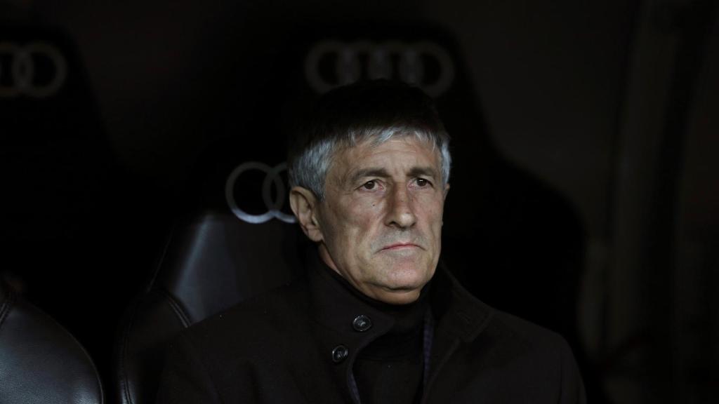 Setién, en la sombra, en el banquillo del Barcelona