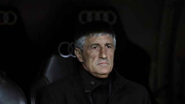 Setién, en la sombra, en el banquillo del Barcelona