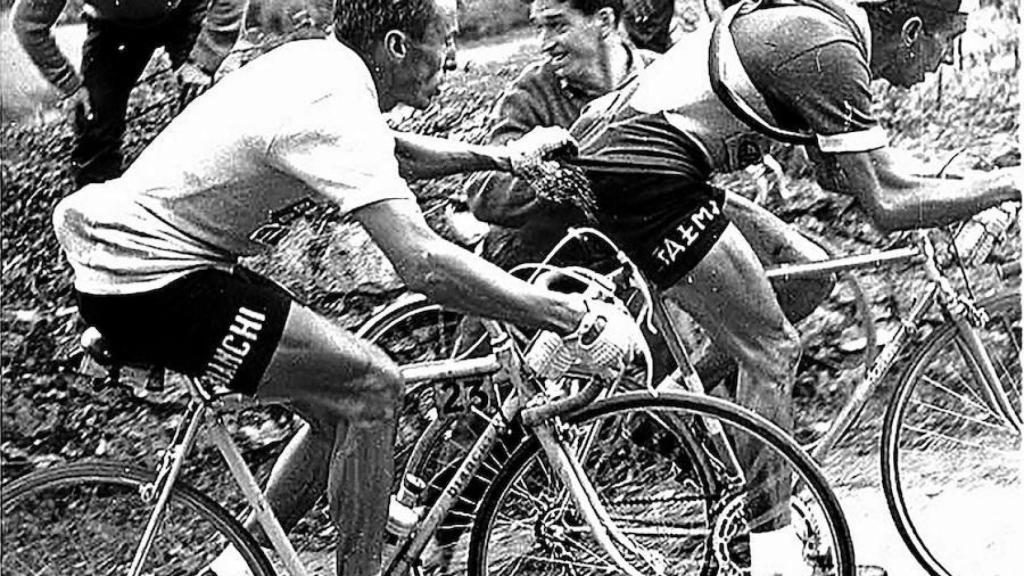 Conterno sujeta a Bahamontes en la Vuelta del 56