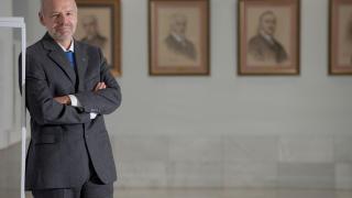 Martínez-Sellés, catedrático de Medicina: "El colesterol alto puede venir no por lo que se come sino por lo que se hereda"