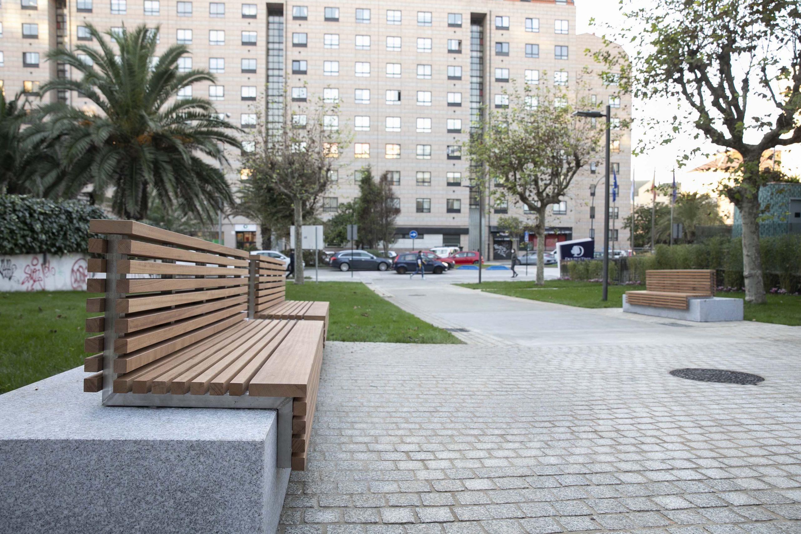 Nueva área peatonalizada en Zalaeta