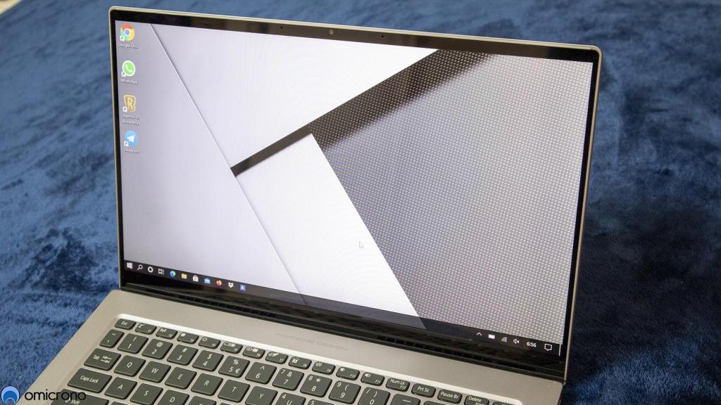 Pantalla del Acer de Porsche Design.