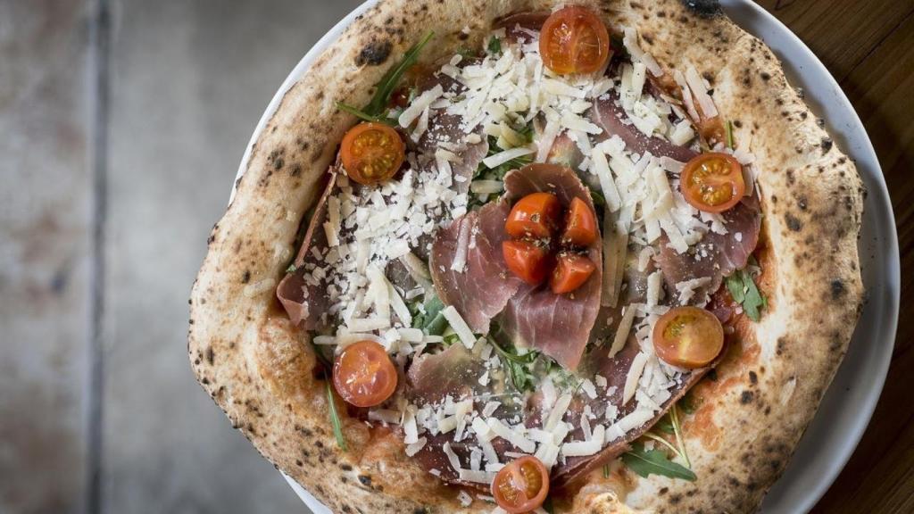Las pizzas auténticas napolitanas de Grosso Napoletano