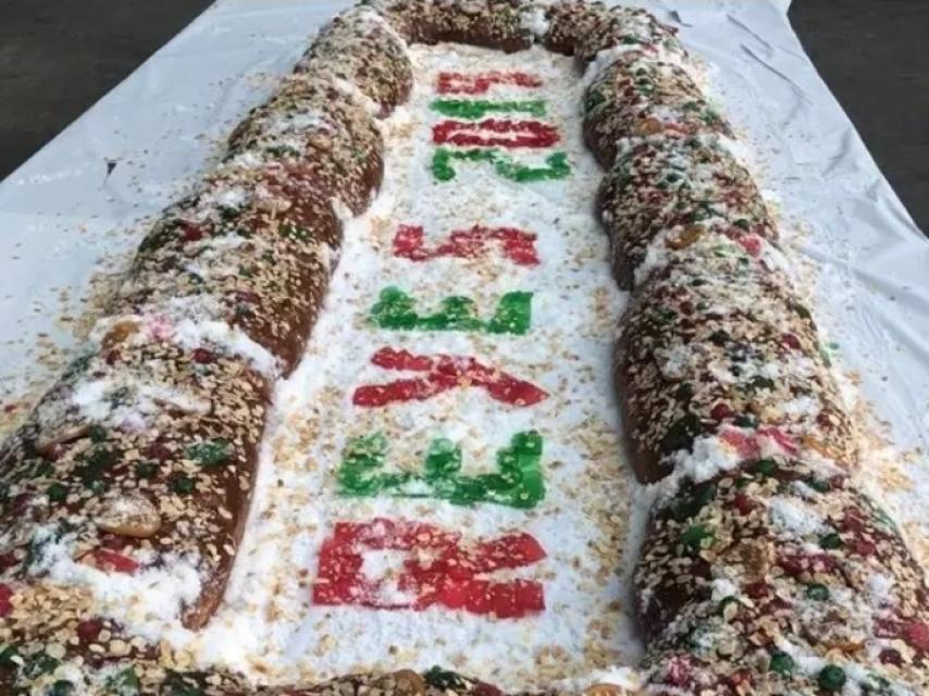 El roscón de Reyes de seis metros de largo por dos metros de ancho.