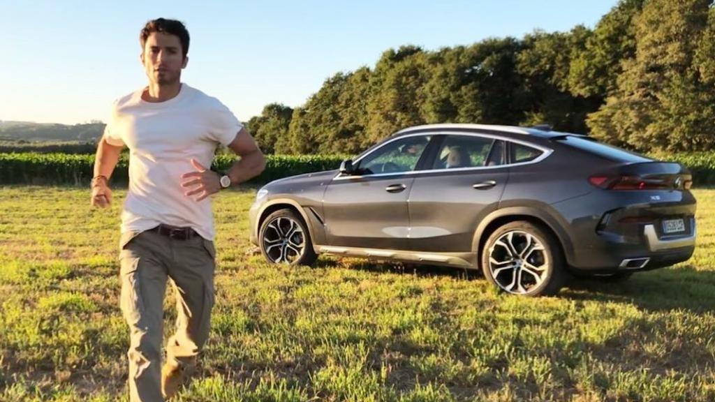 El actor Álex González conduce actualmente un BMW X4.
