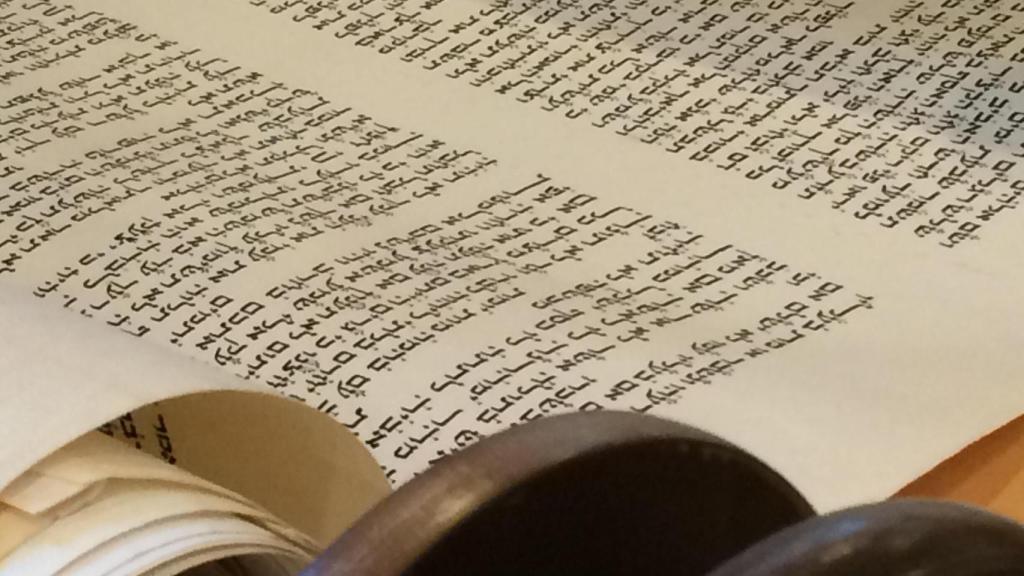 Un documento manuscrito.