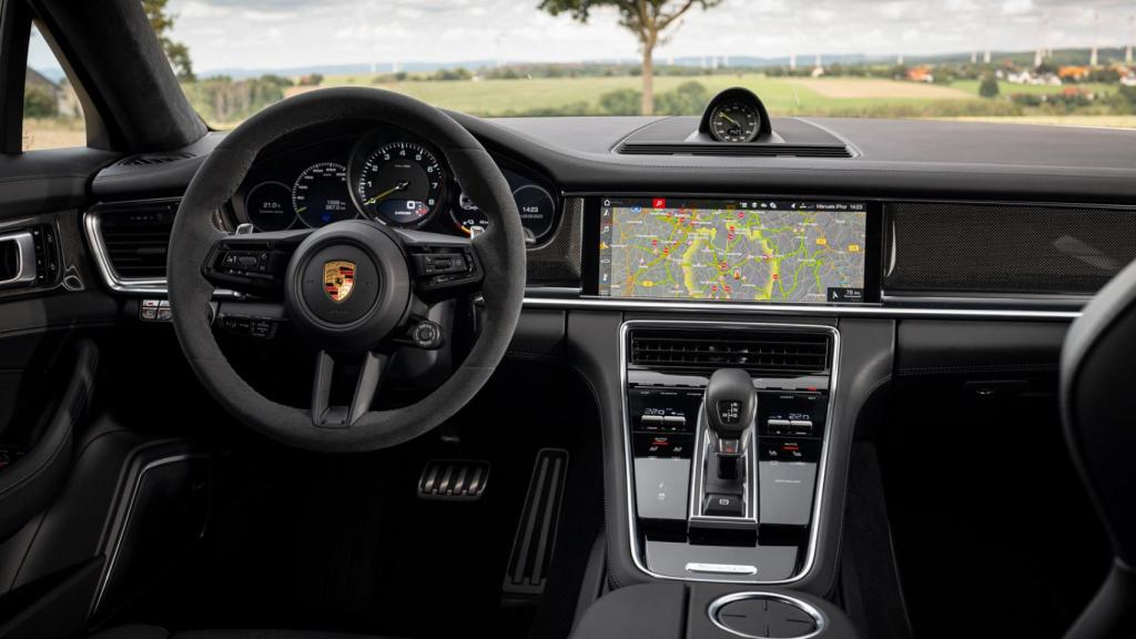 Interior del Porsche Panamera.