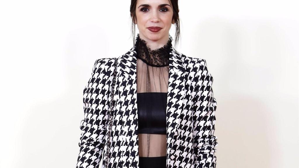 Elena Furiase desvela cómo se encuentra su madre, Lolita Flores, tras sufrir una arritmia.