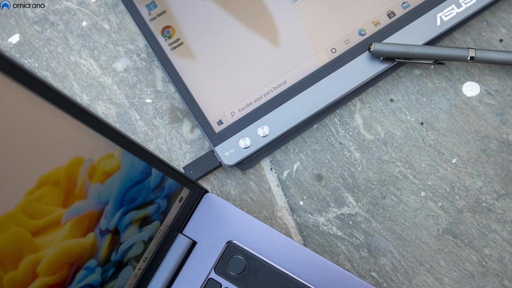 Puerto USB-C del ASUS ZenScreen Go.