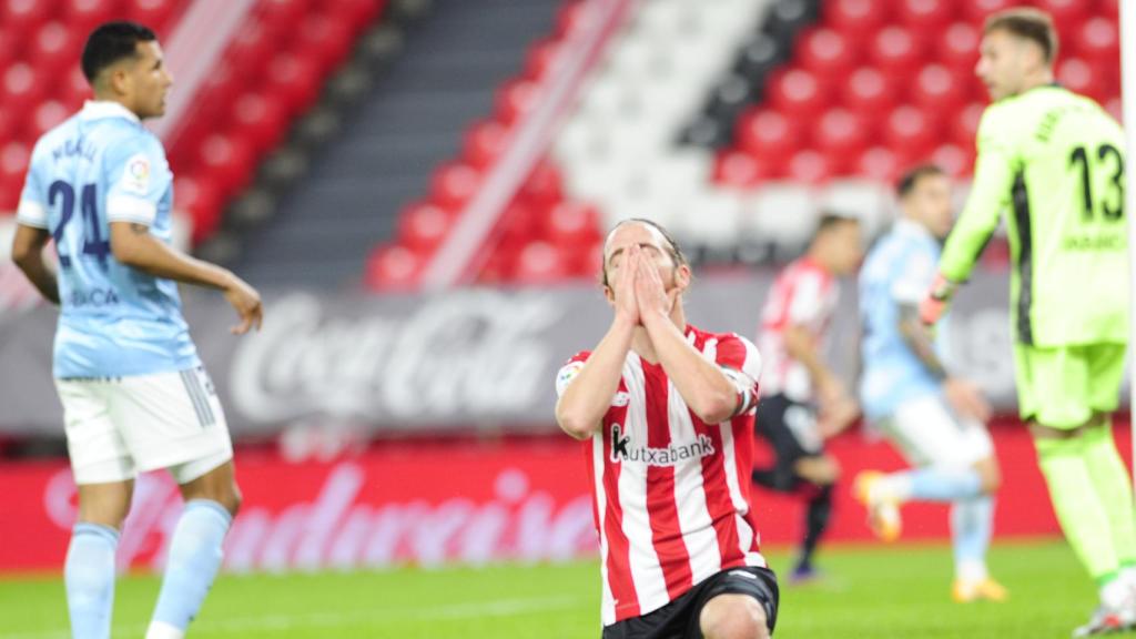 Muniain se lamenta de una jugada fallada por el Athletic