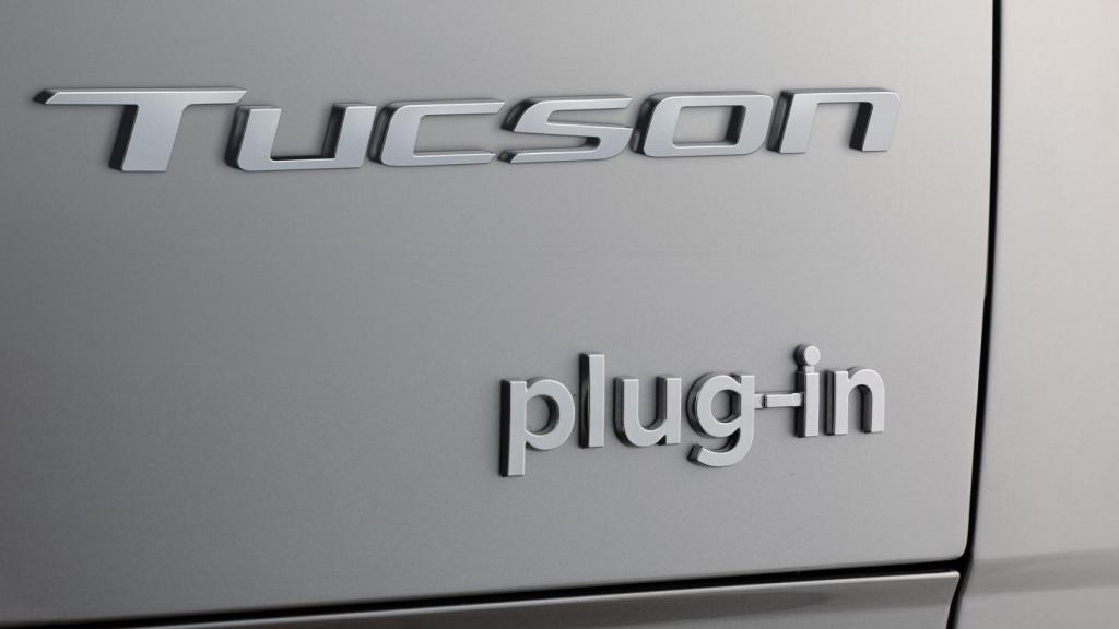 Este Tucson permite circular hasta 50 kilómetros en modo 100% eléctrico.