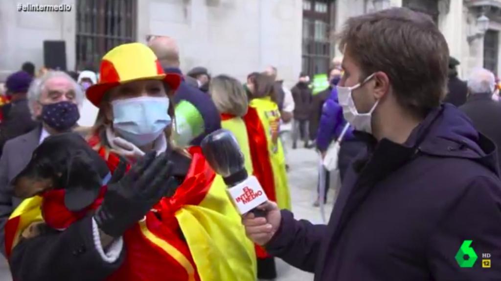 Captura del momento álgido de la entrevista.