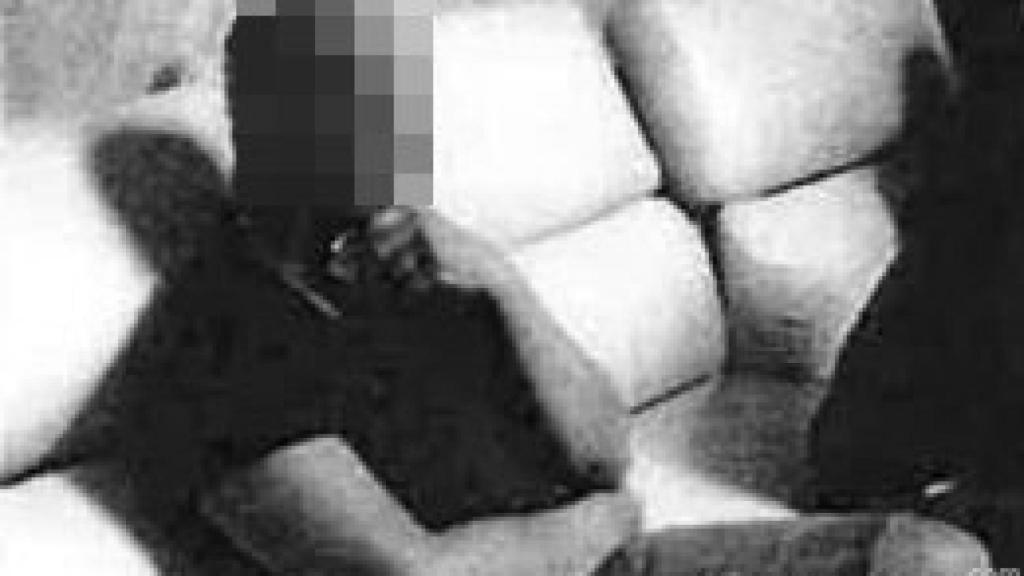 La víctima mortal, Manuel J. R., cuando todavía seguía con vida en el interior del inmueble.