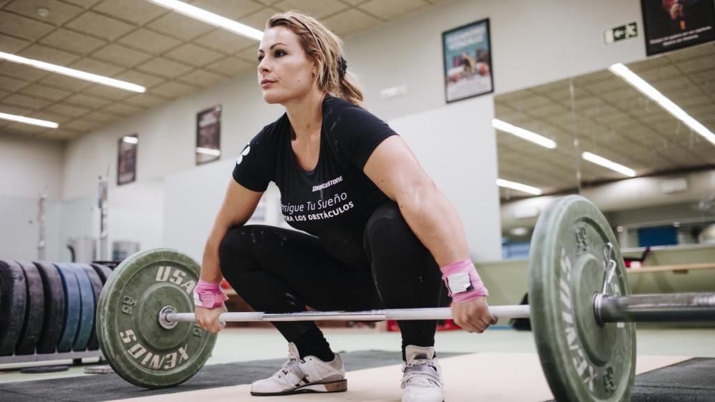 Lydia Valentín en una clase de halterofilia.
