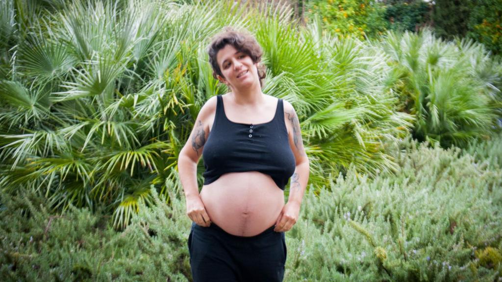 Esther Roman, hombre trans embarazado.