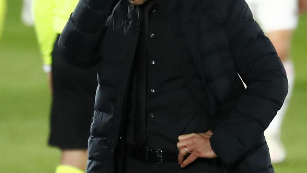 Simeone se lamenta de una ocasión fallada por el Atlético de Madrid