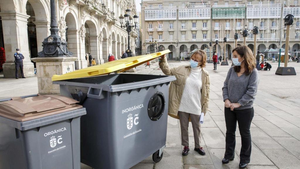 Nuevos contenedores de basura.