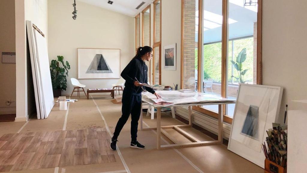 La artista plástica ha avanzado sus proyectos durante el confinamiento.