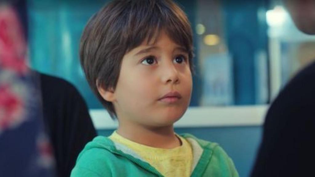 Ali Semi Sefil interpreta a Doruk en 'Mujer'.