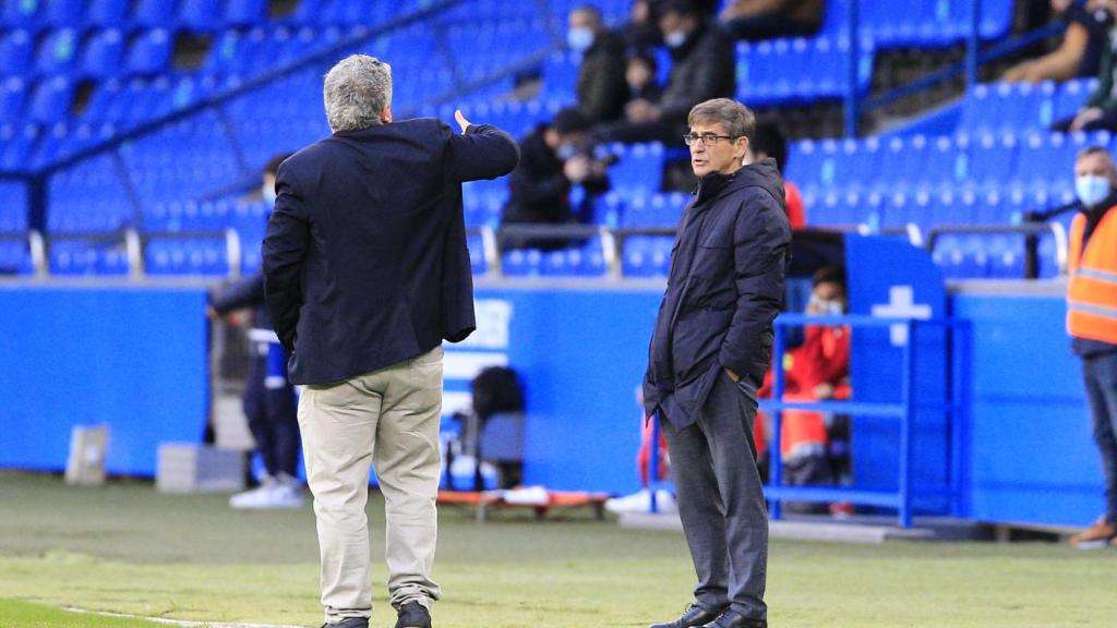 Fernando Vázquez ante el Celta B.