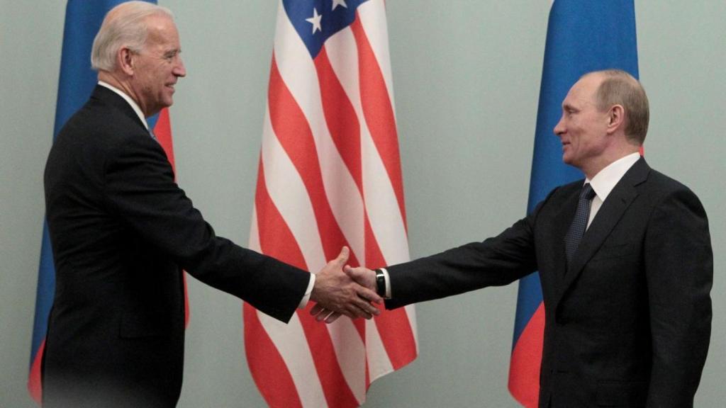 Joe Biden y Vladimir Putin en una imagen de archivo.