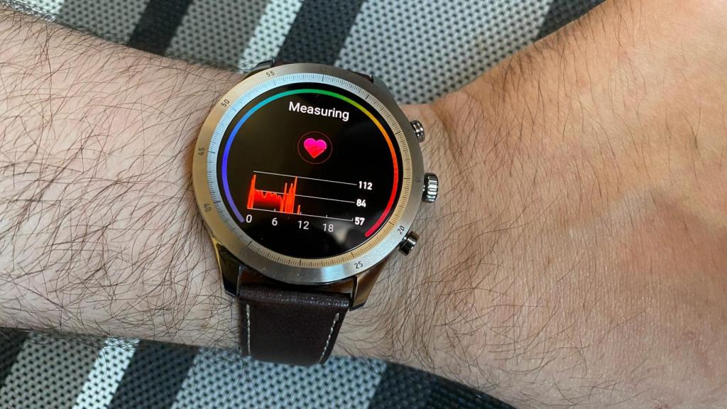 El medidor de ritmo cardíaco del Zepp Z siempre funciona en segundo plano