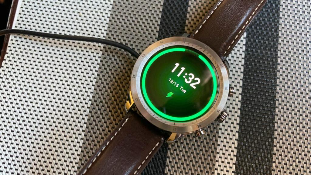 El Zepp Z trae un cargador inalámbrico