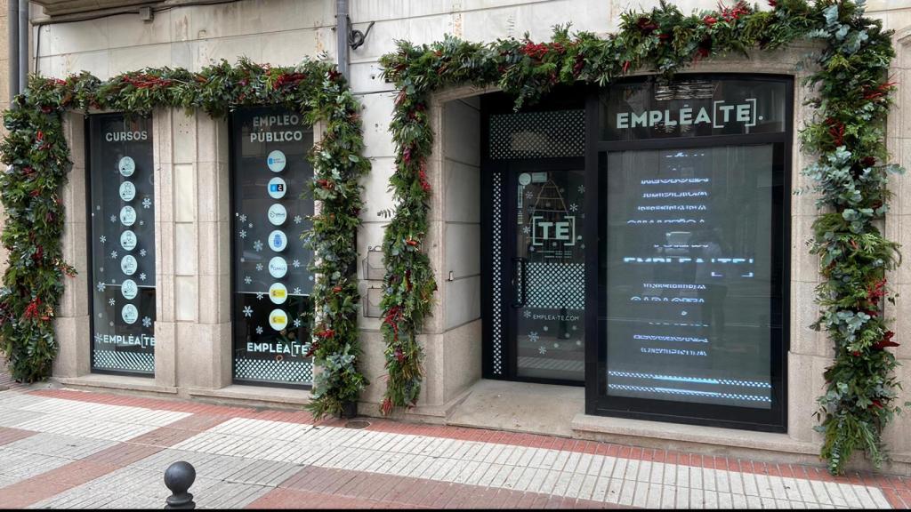 Fachada del centro Empléate en la calle San Andrés