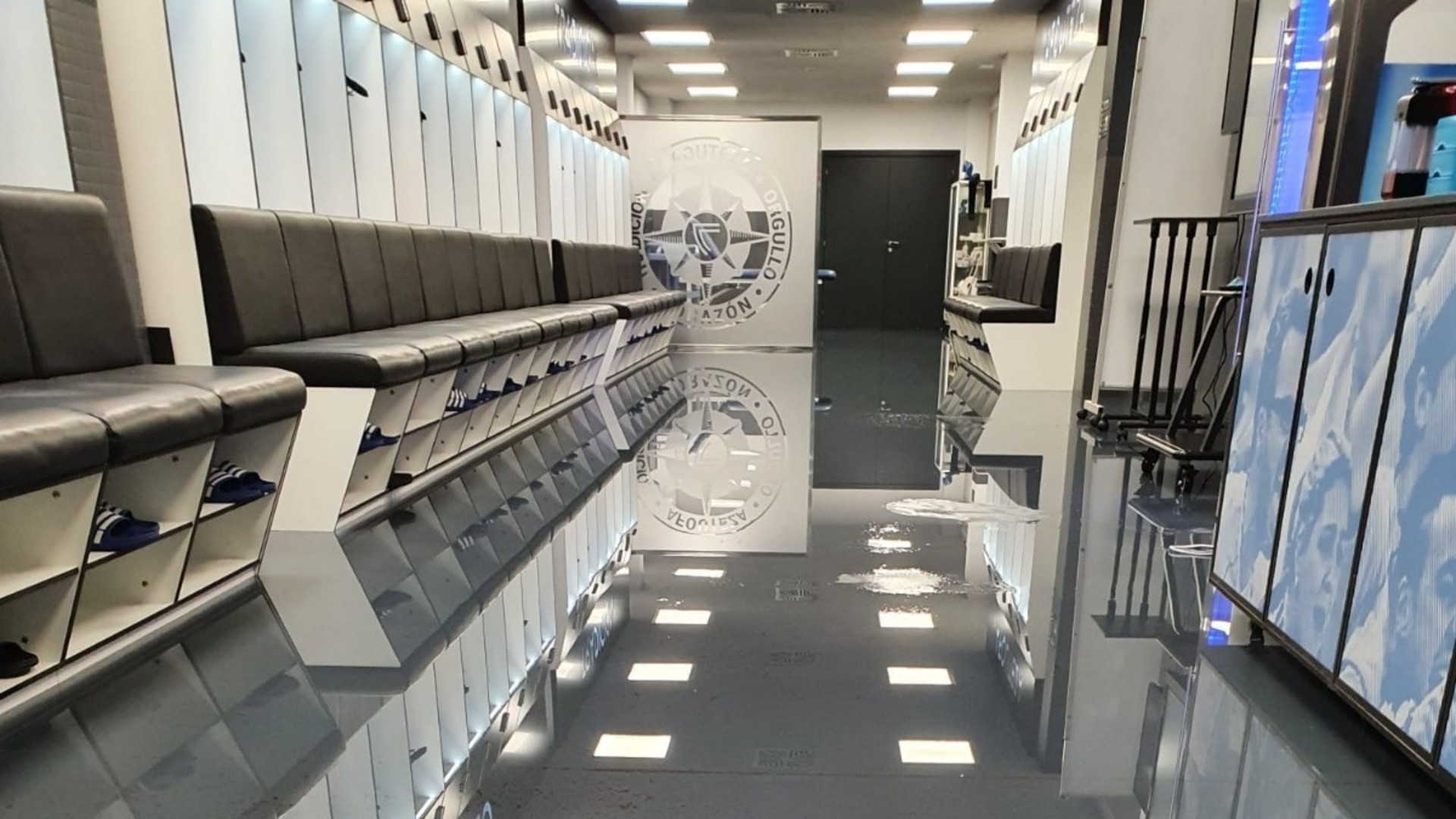 Los vestuarios de Balaídos, inundados