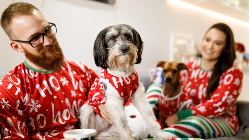 Estos son los pijamas navideños para toda la familia que están muy de moda