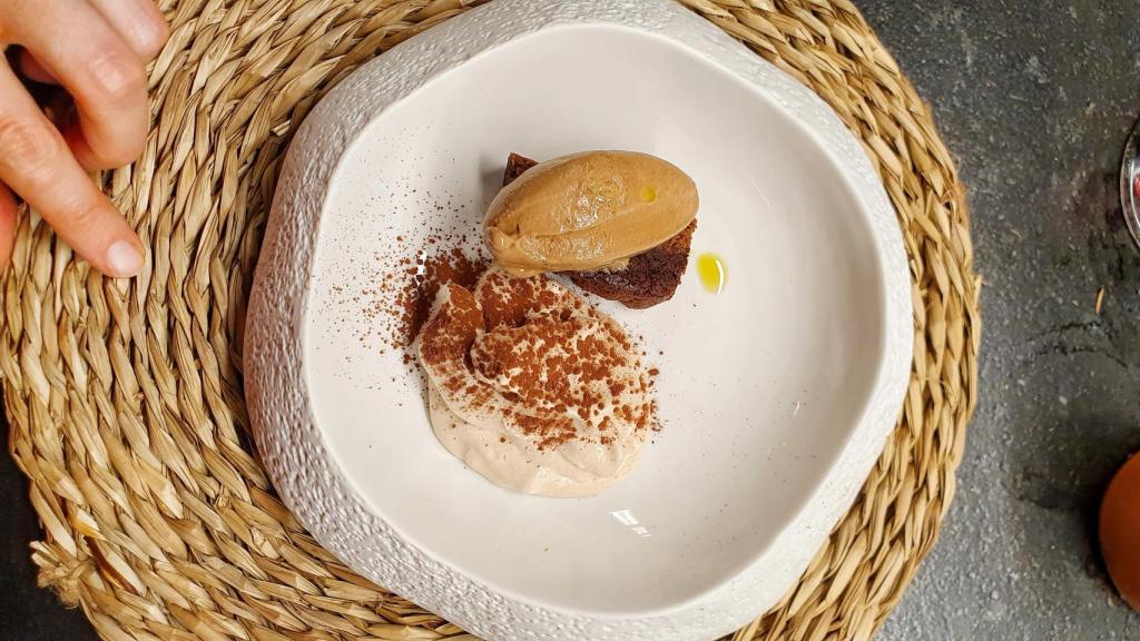 Chocolate, cascarillas y aceite de oliva