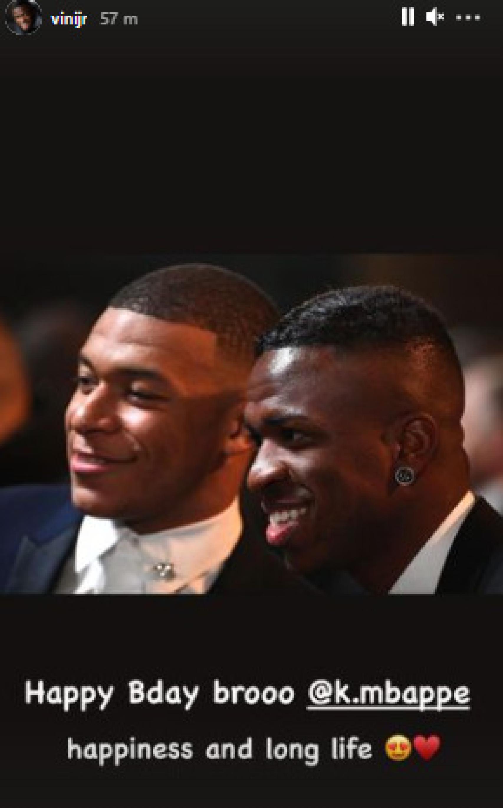 La publicación de Vinicius felicitando a Mbappé