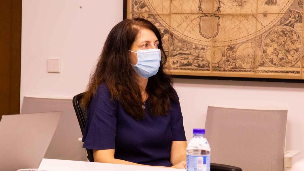 Mamen Vázquez, directora general de EL ESPAÑOL, también estuvo presente en la reunión del Secretariado Permanente del Observatorio de la Sanidad.