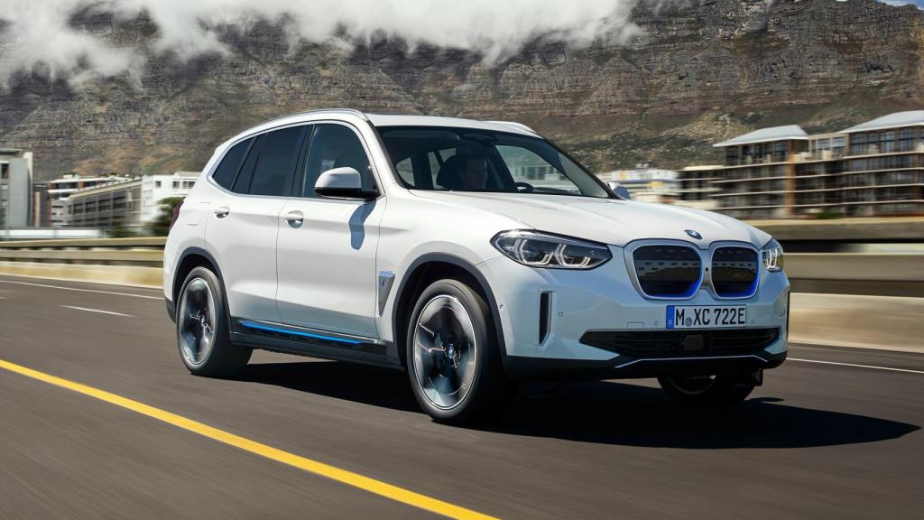 BMW iX3.