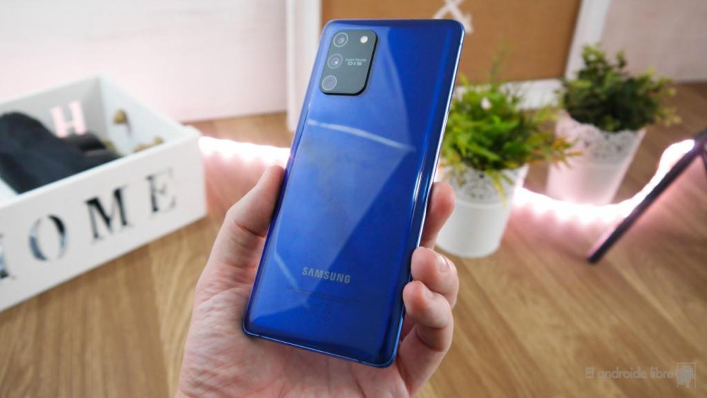 El Samsung Galaxy S10 Lite se actualiza a Android 11 en España