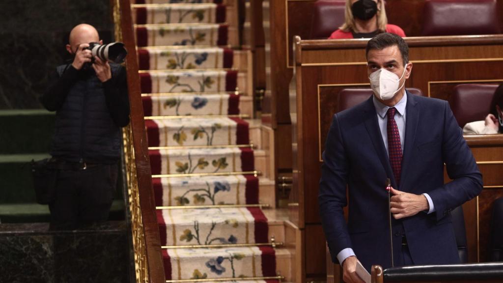 Sánchez tendrá el control total de cerca de 8.200 ventanillas para acceder a los fondos