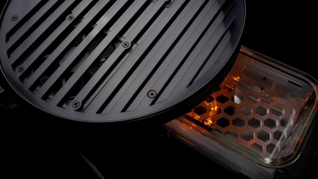 El compartimento de pollo frito de la KFConsole