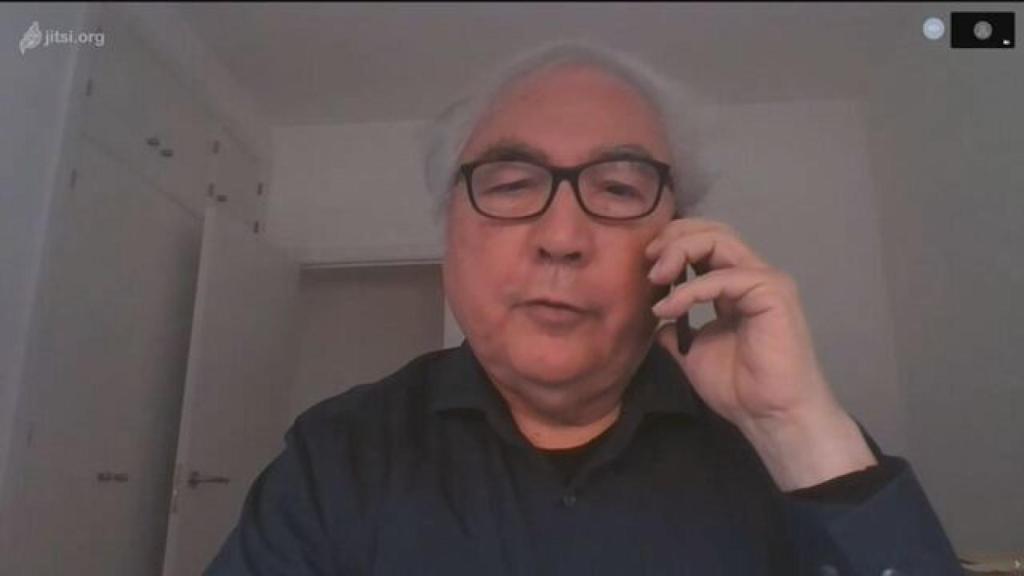 El titular de Universidades, Castells, durante una entrevista en su residencia.