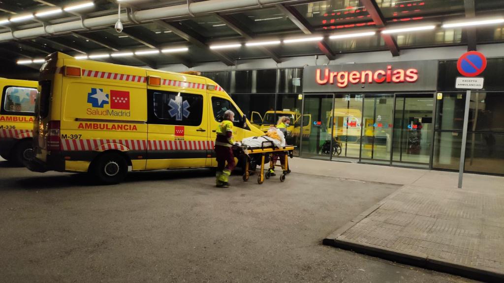 El exterior de las Urgencias del Clínico San Carlos.