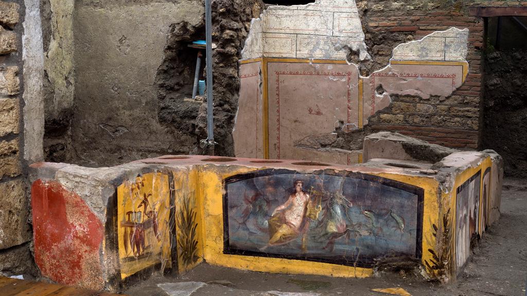 Imagen de uno de los mostradores del 'termopolio'.