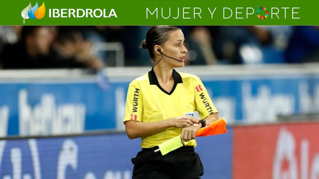 Guadalupe Porras, árbitra asistente