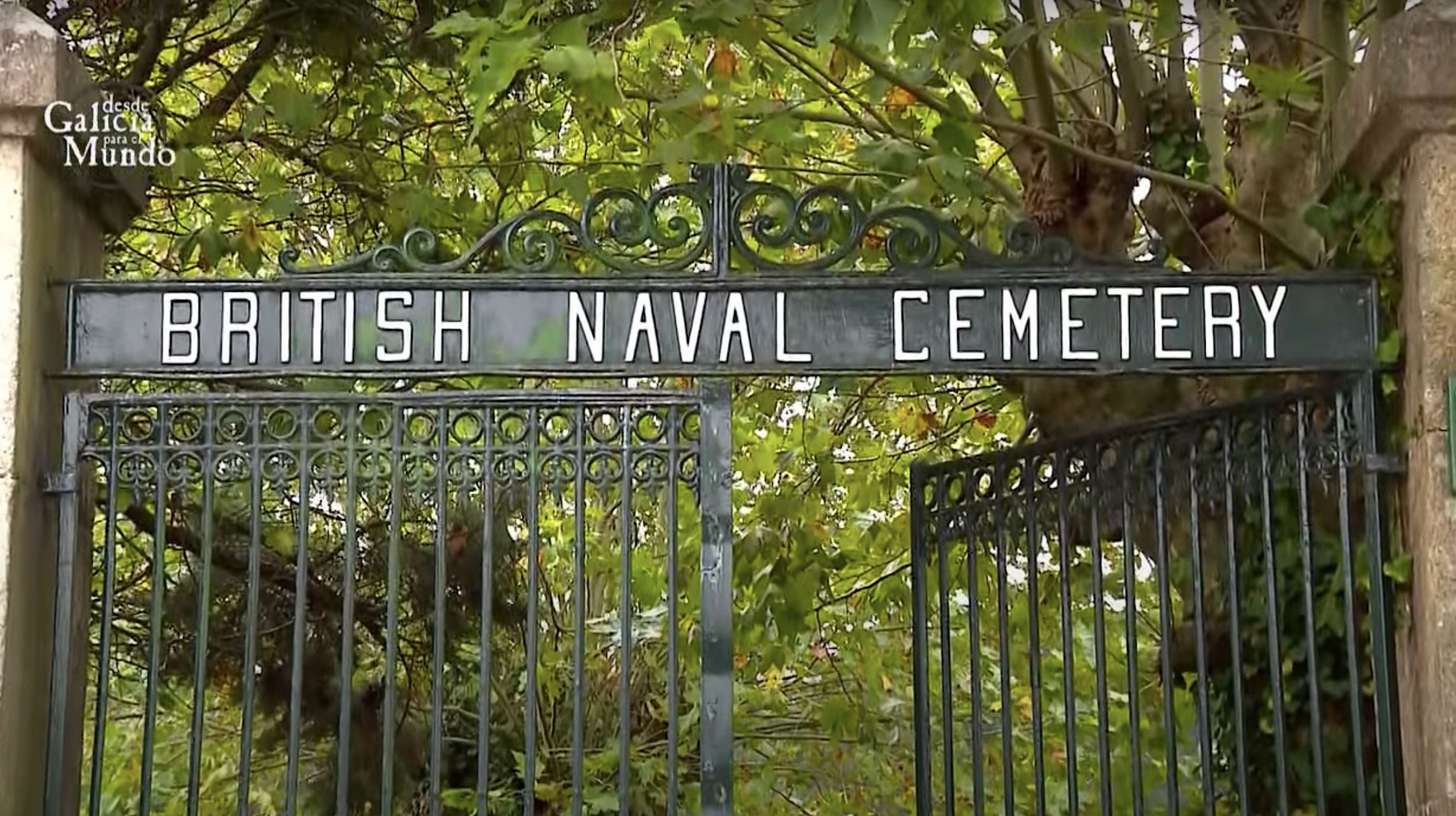 Entrada del Cementerio de los Ingleses (Vilagarcía de Arousa).