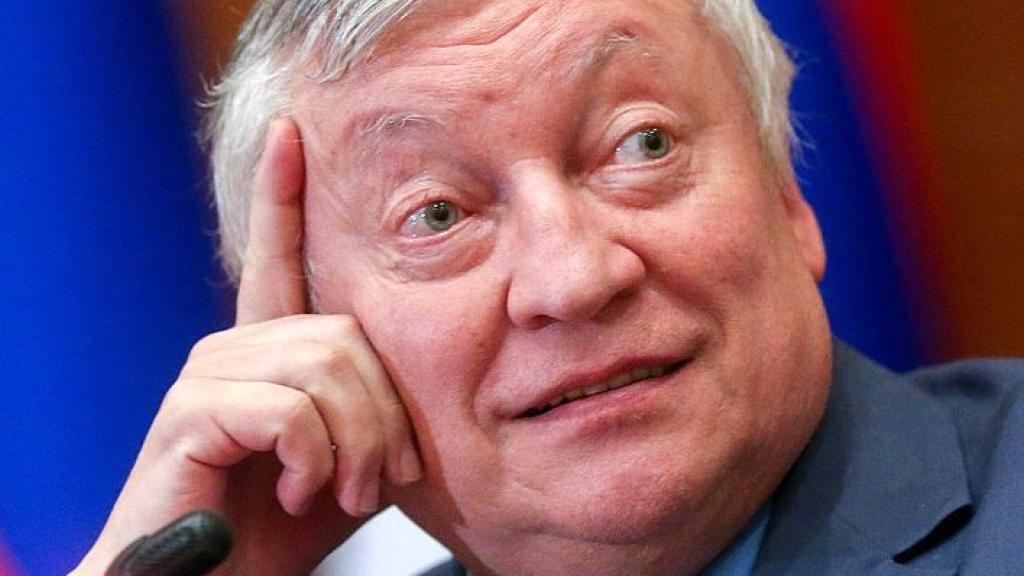 Anatoli Karpov.