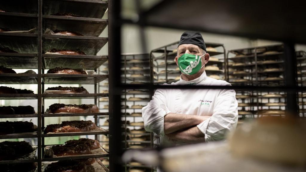 Ángel, el maestro pastelero.